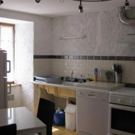 House La Castagnal Semesterbostad *