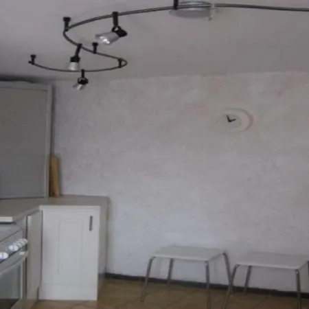 House La Castagnal Semesterbostad *